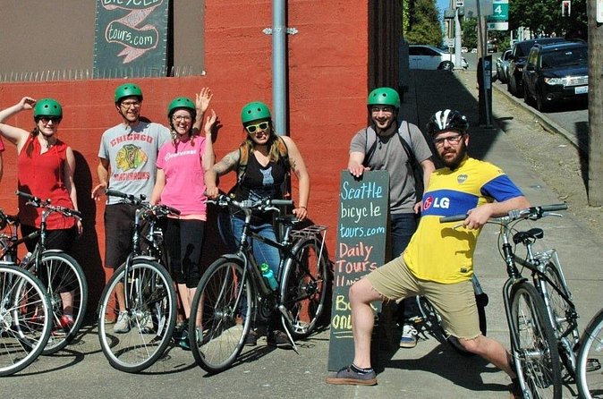Emerald City Bicycle Tour - Elliot Bay and Olympic Sculpture Park into Queen Anne