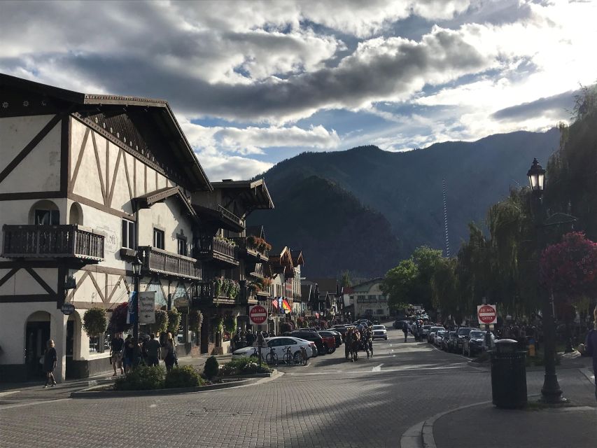 From Seattle: Day Trip Through The Cascades to Leavenworth - Key things to know before you go