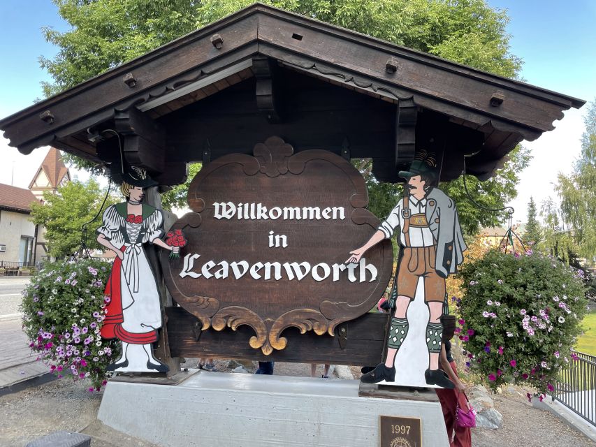 From Seattle/Kirkland/Bellevue: Leavenworth Exclusive Tour - From Seattle pickup to Lake Washington’s floating bridge