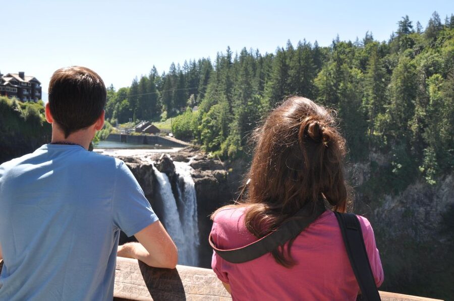 From Seattle: Snoqualmie Falls and Wineries Tour w/ Transfer - Lake Washington and the Floating Bridge: Transit With a View