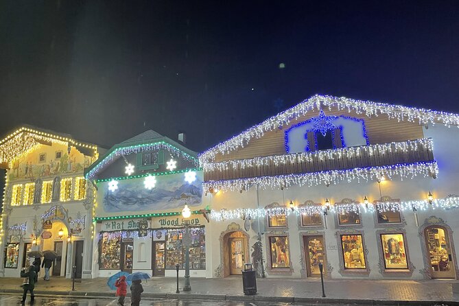 Leavenworth Christmas Lights Tour from Seattle - Christmas Lights in Leavenworth: What Makes This Day Trip Work