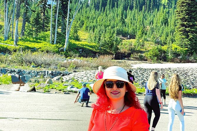Mount Rainier Customized Tour from Seattle - Elbe: the train-car stop you won’t find on autopilot