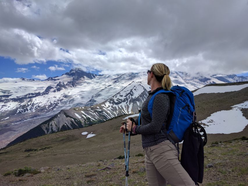 Mount Rainier: Day Hike on the Mountain - Gear and clothing: what keeps you comfortable on an elevated day