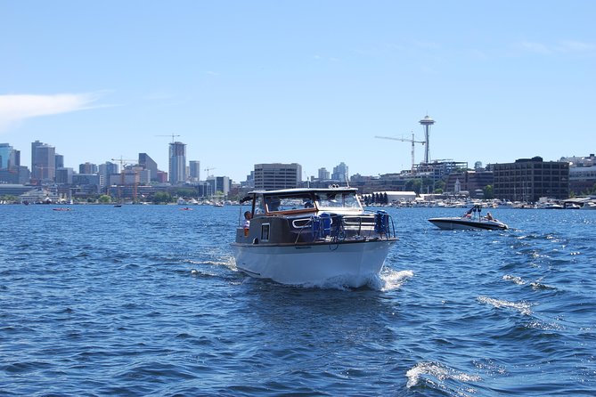 One-Hour Private Seattle Sightseeing Cruise - BYOB! - A private Lake Union cruise beats the big-boat feeling
