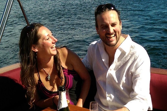 One Hour Social Sightseeing Cruise - BYOB! - Who This Cruise Suits Best (and Who Might Want Something Longer)