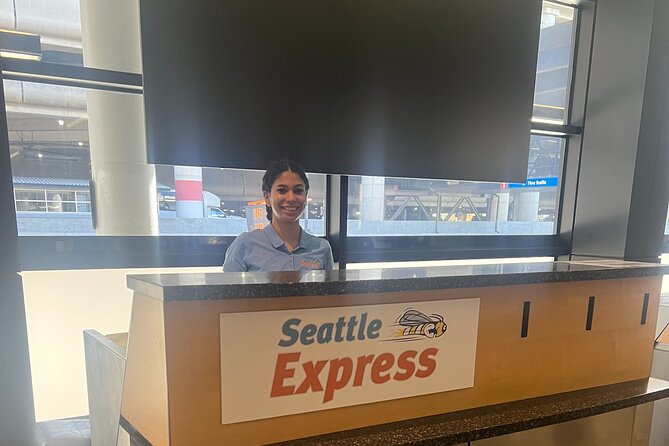 One-Way Transfer: SeaTac Airport to Seattle Piers 66 & 91 - Key Highlights to Know Before You Go