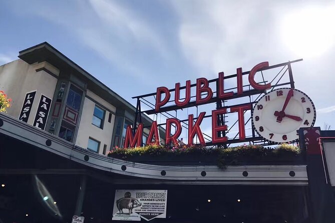 Pike Place Market, Space Needle Iconic 1-Day City Tour in Seattle - Chihuly Glass Garden: Art Glass With a Very Seattle Sense of Fun