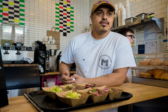 Plant Based in Pike Place Food Tour - Pike Place Market history (and how to spot the famous corners fast)
