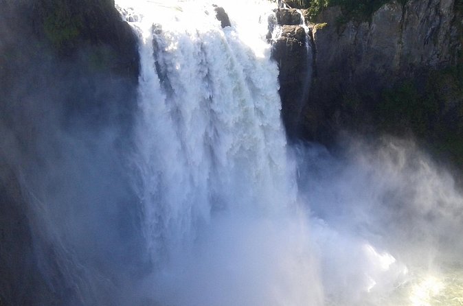 Private Cascade Mountains and Waterfalls Tour from Seattle - What to Pack for a Full-Day Cascades Itinerary
