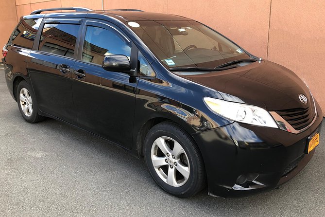 Private Departure Transfer to Seattle Tacoma Airport SEA - Vehicle Options: Sedan, Minivan, or Larger SUV-Style Ride