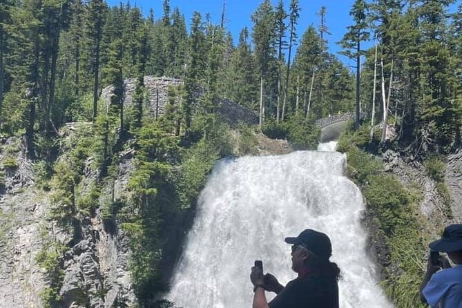 Private Mt Rainier National Park Tour in SUV - Pickup and the Small-Group Ride Out of Seattle