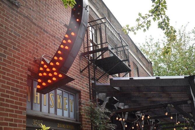 Private Seattle Cocktail Culture Tour - Stop-by-stop in Fremont: Trolls, space art, canals, and lake views