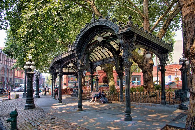 Queen Anne True Crime Tour - Comfort, Weather, and What to Bring