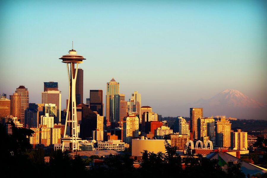Seattle: 3-Hour City Highlights Tour - Space Needle Area: Chihuly Glass and the Museum Stop