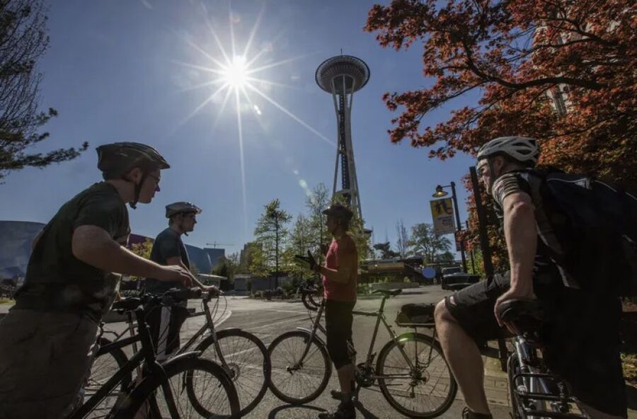 Seattle: 3 Hour Emerald City Standard Bike Tour - Meeting at Vine Street Storage and Getting Your Bike Ready