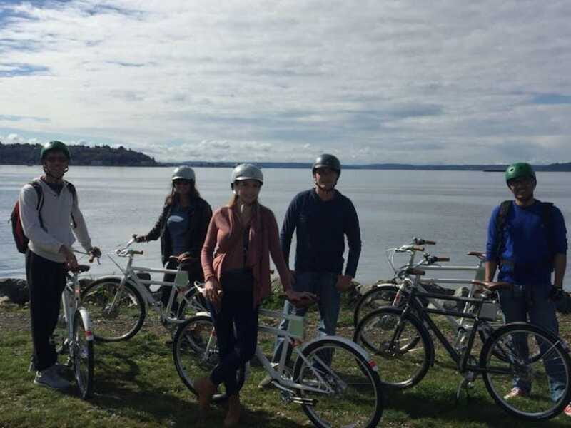 Seattle: Bainbridge Island E-Bike Tour - Troll spotting and learning the island’s quirks