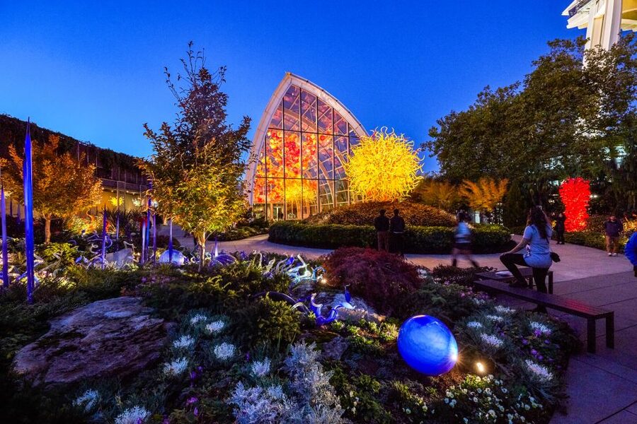 Seattle: Chihuly Garden and Glass Entry Ticket - Where to Redeem Your Ticket by the Space Needle