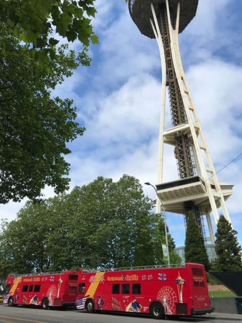 Seattle: Hop-on Hop-off Bus Tour and Sky View Observatory - The self-guided walking audio tour: what it adds to the bus ride