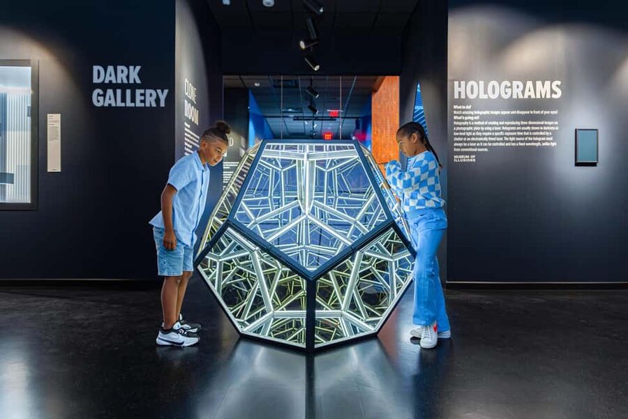 Seattle: Museum of Illusions Entry Ticket - Holograms and Installations: The Point Where the Trick Feels Real
