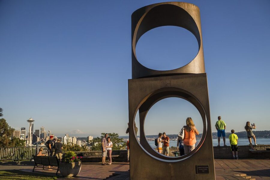 Seattle: Night Tour with Local Guide - Price and Value: What $43 Buys You in Seattle at Night