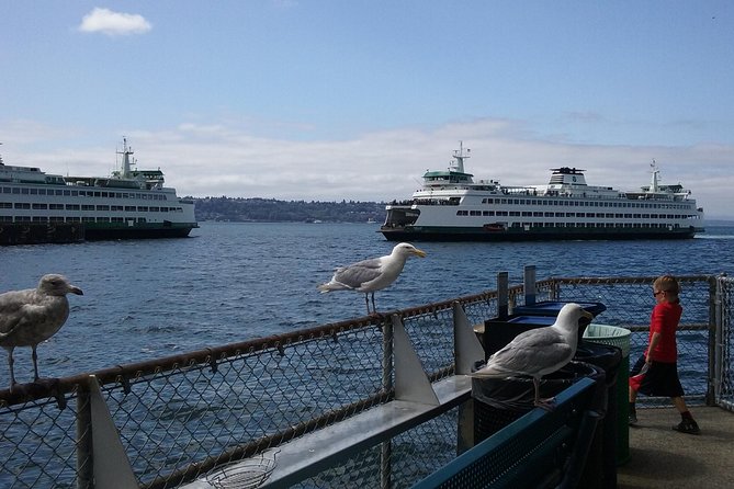 Seattle Private Tour for 2-5 - Pike Place Market for an hour: buy snacks or just people-watch