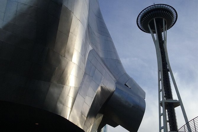 Seattle Private Tour for 2-5 - Chihuly Garden and Glass: color, art, and smart time use