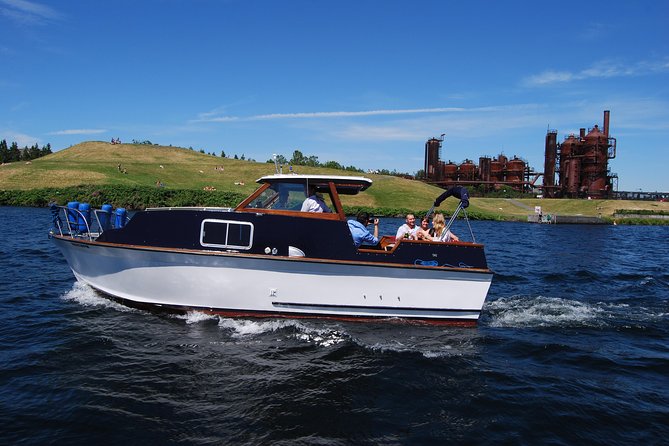 Seattle's Favorite Sightseeing Floating Homes Cruise - BYOB! - Floating homes and the Sleepless in Seattle connection