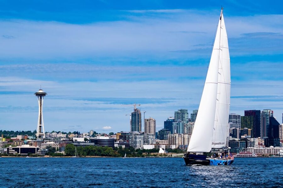 Seattle: Sailing Cruise - Entering Elliott Bay from Pier 56, not from a parking lot