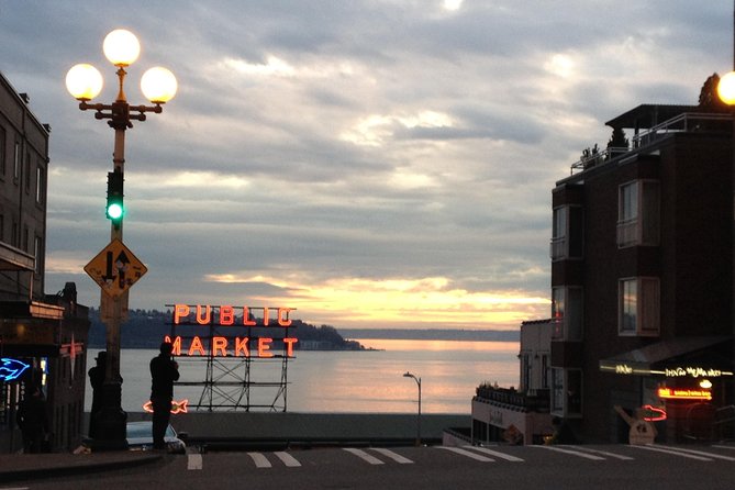 Seattle Scavenger Hunt Adventure - Seattle as a Game Board: How the Phone-Guided Quest Works