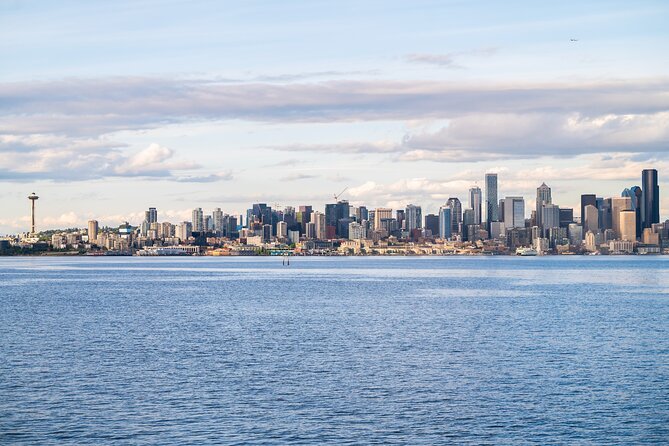 Seattle: Summer Views Cruise - A 90-minute sunset cruise that doesn’t eat your whole night