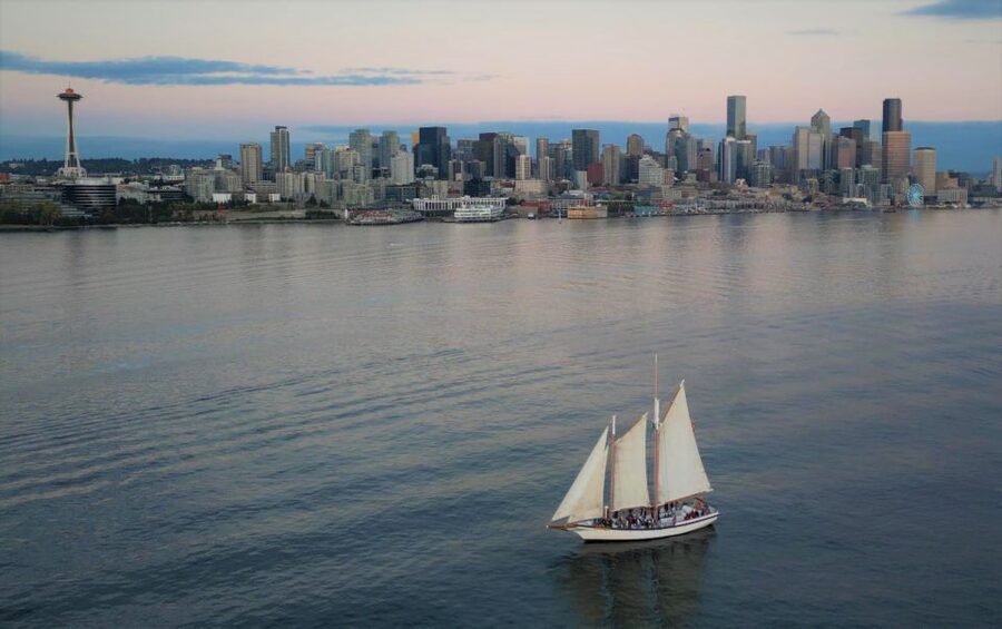 Seattle: Tall Sailboat Sunset Harbor Cruise - The 2 hours that balance sunset romance with real sailing