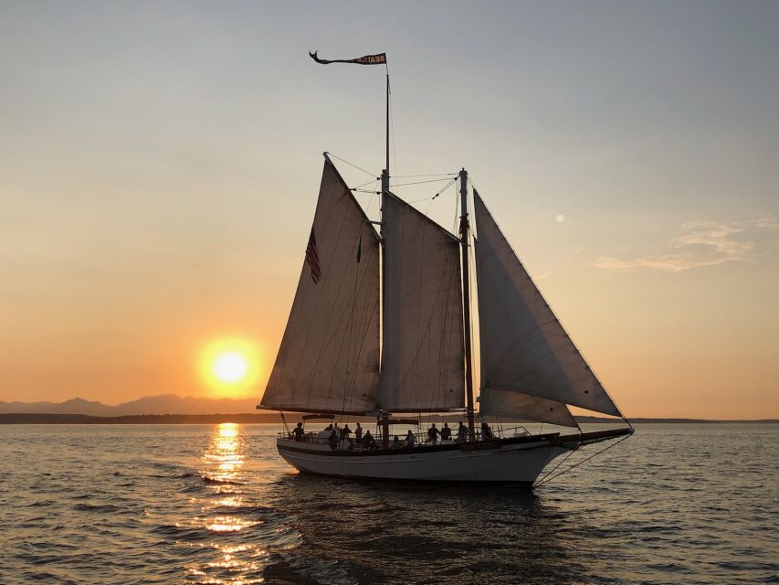 Seattle: Tall Ship Harbor Cruise - The onboard bar, snacks, and how to pace your trip