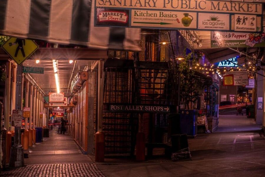 Seattle Terrors: Spirits & Spirits Haunted Pub Crawl - Quick itinerary feel: what each segment is doing for you