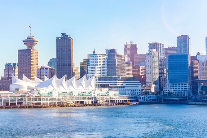 Seattle to Vancouver Urban and Scenic Day Trip - Stanley Park and the Seawall Walk: A Green Start That Actually Resets Your Brain