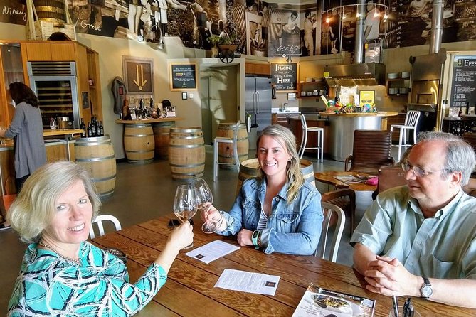 Seattle Wine and Waterfall Luxury Small-Group Day Tour with Lunch - Luxury pickup from Seattle or Seatac (and why it matters)