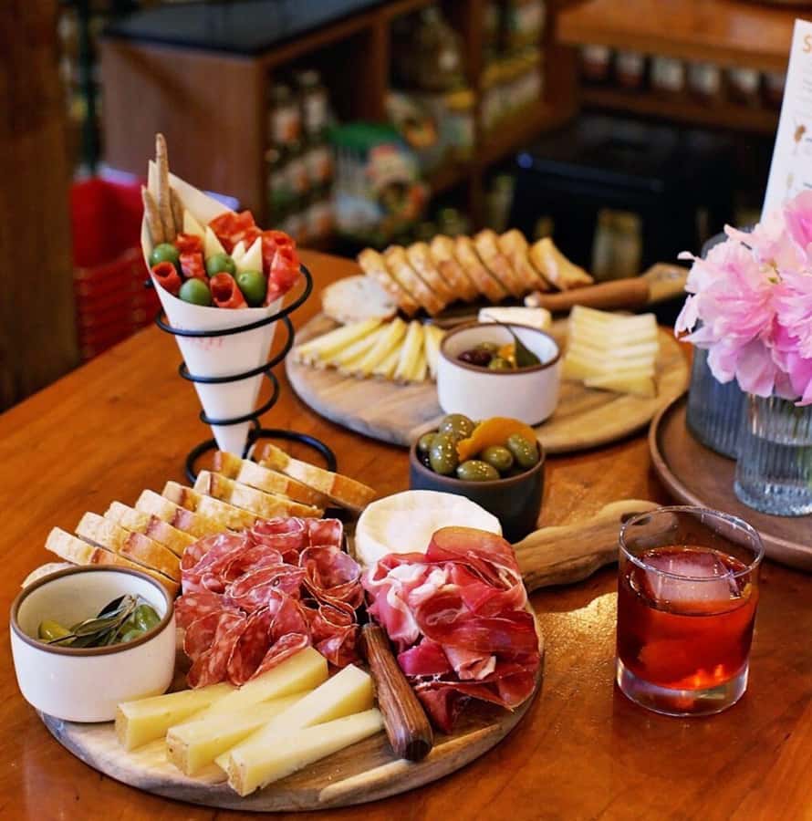 Seattle: Wine, Cheese and Chocolate Pairing Tour - Key things I’d put on your mental checklist