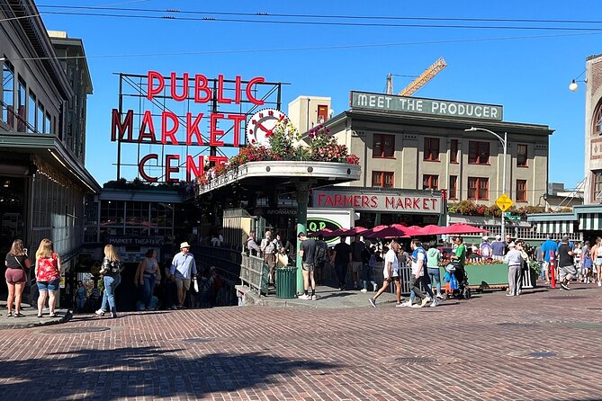 Show Me Seattle On Foot Downtown Walking Tour - What to bring (and what to skip) so the tour feels easy