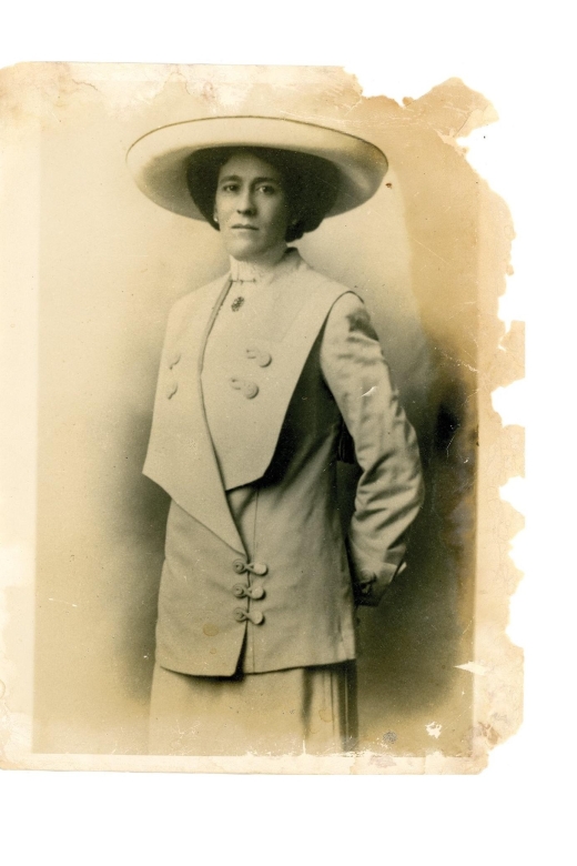 Six Women - A Historical Walking Tour - How long it takes and how the small group changes the experience