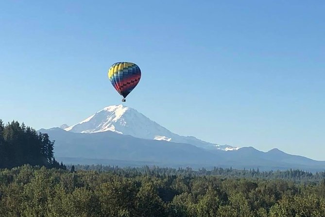 Sky bound Adventures Snohomish Sunrise Hot Air Balloon Ride - Small group service (up to 8) makes the experience feel different
