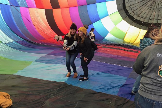 Sky bound Adventures Snohomish Sunrise Hot Air Balloon Ride - Small group service (up to 8) makes the experience feel different