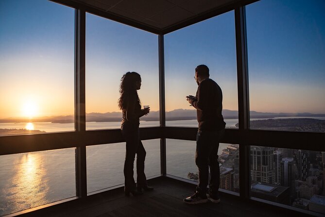 Sky View Observatory at the Columbia Center Admission Tickets - Make your photos count: Space Needle views and sunset strategy