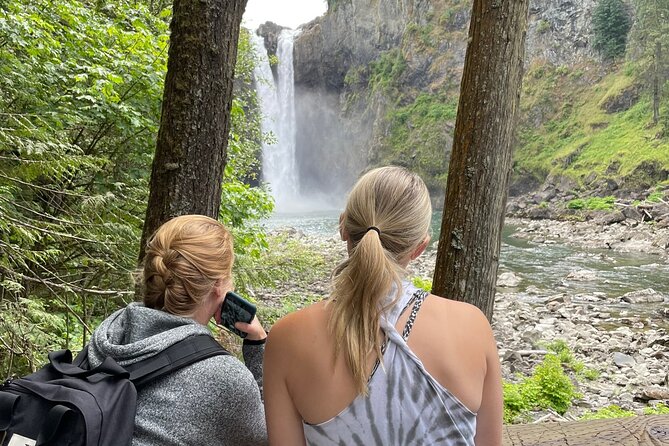 Snoqualmie Falls and Wineries Tour from Seattle - Key things to know before you go
