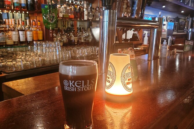 Spirits Unleashed: Ghost Hunting and Booze at Pike Place Market - Dark Hallways and Market Lore: Why the Guide Makes It Click