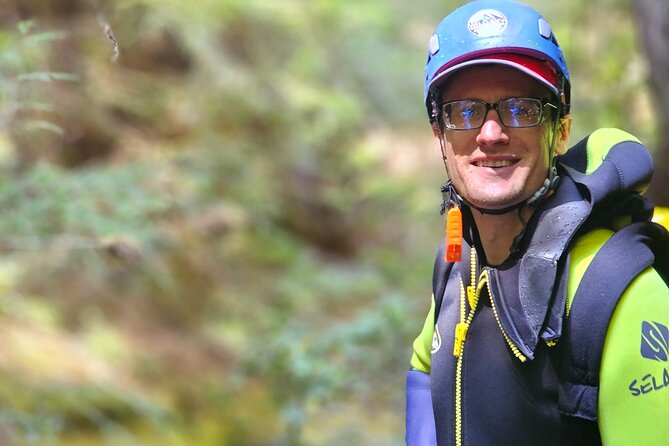 Waterfall Rappelling Canyoneering Adventure + Photo Package! - Getting There: North Bend, 8:00 am Start, and Real Logistics