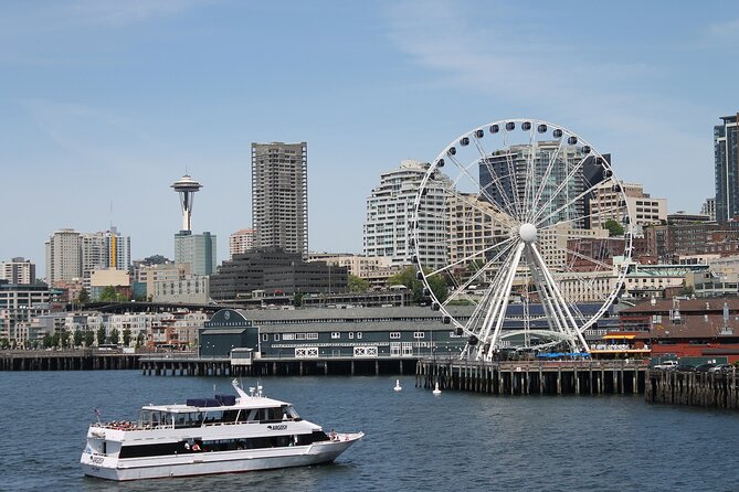 Welcome to Seattle: Private 2.5-hour Highlights Walking Tour - Chihuly Gardens and Glass: Craft You Can See in Real Time